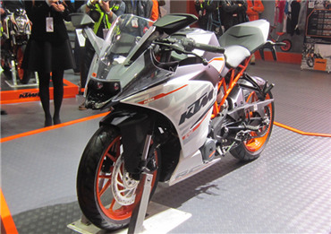 炫酷战速 无限激情：KTMR2R RC390首现真容