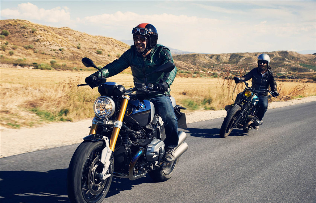 复古玩物宝马rninet2015版