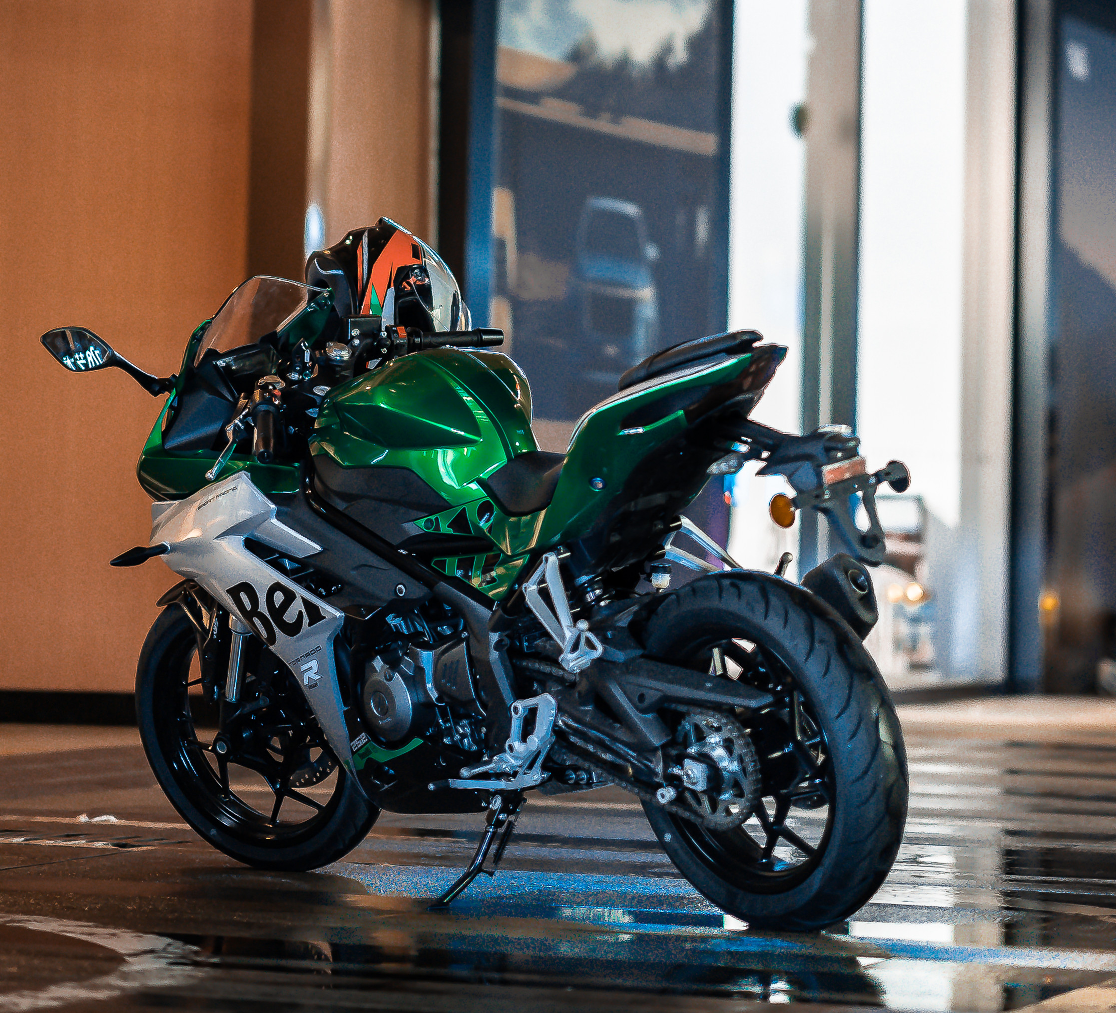 贝纳利 龙卷风 tornado 252r_贝纳利摩托车报价_参数_图片_资讯_摩信